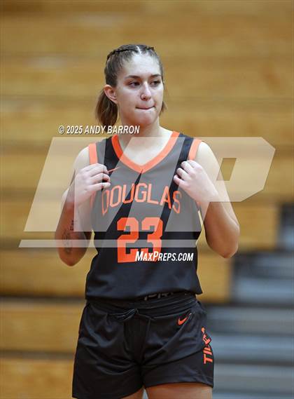 Thumbnail 3 in Douglas @ Reno photogallery.