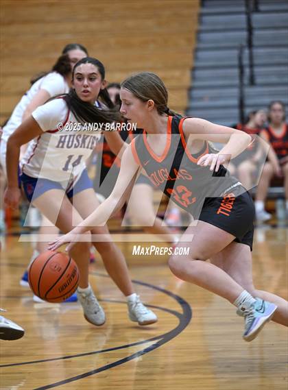 Thumbnail 3 in Douglas @ Reno photogallery.