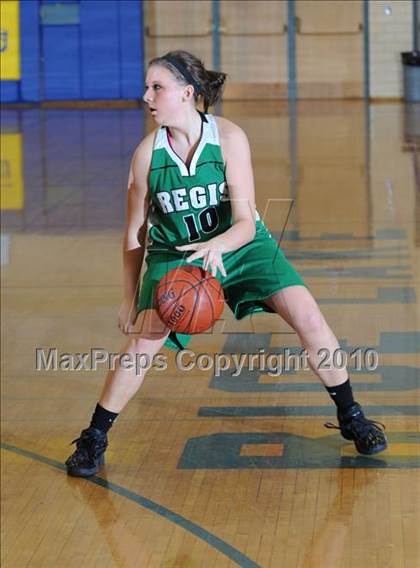 Thumbnail 2 in Regis vs. Osseo-Fairchild (D3 Regional Final) photogallery.