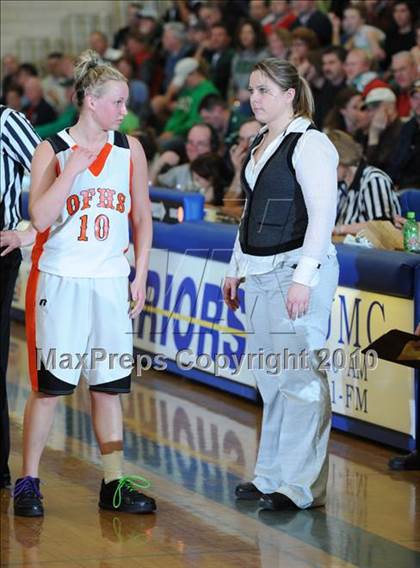 Thumbnail 3 in Regis vs. Osseo-Fairchild (D3 Regional Final) photogallery.