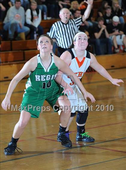 Thumbnail 1 in Regis vs. Osseo-Fairchild (D3 Regional Final) photogallery.