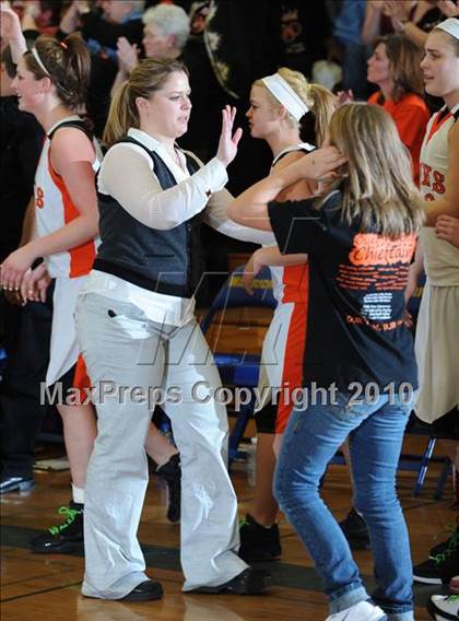 Thumbnail 2 in Regis vs. Osseo-Fairchild (D3 Regional Final) photogallery.