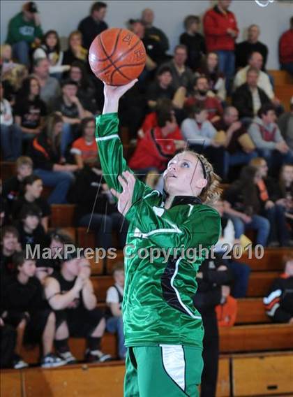 Thumbnail 3 in Regis vs. Osseo-Fairchild (D3 Regional Final) photogallery.