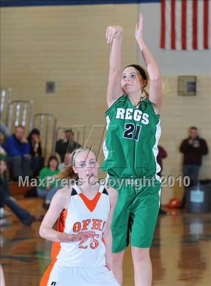 Thumbnail 3 in Regis vs. Osseo-Fairchild (D3 Regional Final) photogallery.