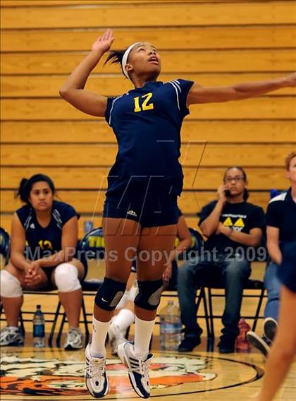 Thumbnail 1 in Monterey Trail @ Inderkum photogallery.