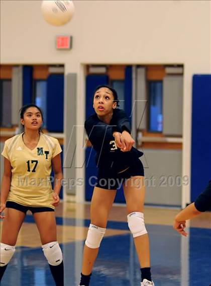 Thumbnail 2 in Monterey Trail @ Inderkum photogallery.