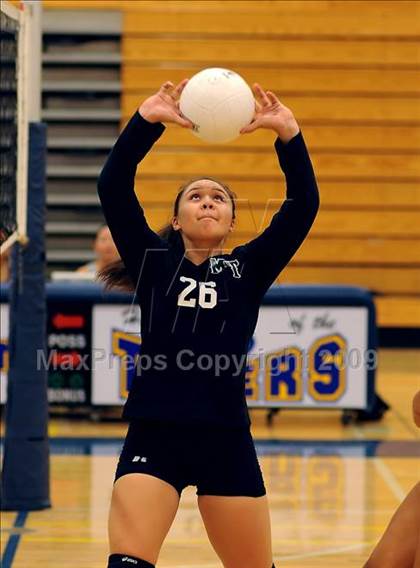Thumbnail 3 in Monterey Trail @ Inderkum photogallery.