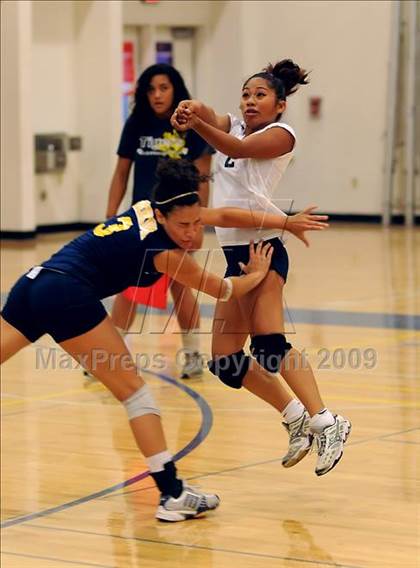Thumbnail 3 in Monterey Trail @ Inderkum photogallery.