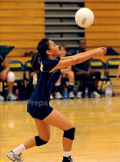 Thumbnail 3 in Monterey Trail @ Inderkum photogallery.