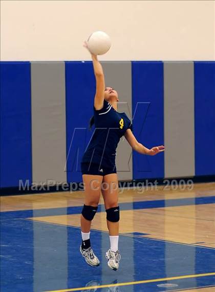 Thumbnail 3 in Monterey Trail @ Inderkum photogallery.