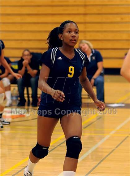 Thumbnail 3 in Monterey Trail @ Inderkum photogallery.