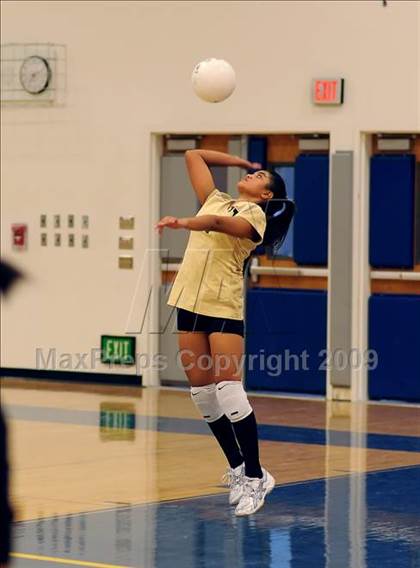 Thumbnail 3 in Monterey Trail @ Inderkum photogallery.