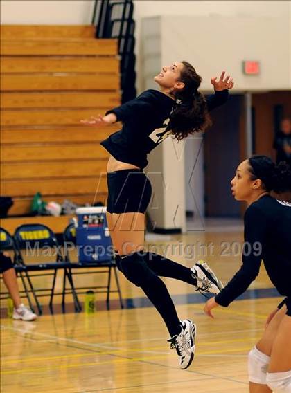 Thumbnail 2 in Monterey Trail @ Inderkum photogallery.