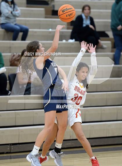 Thumbnail 3 in San Juan Hills vs. Rosary Academy  (Tom Riach Tournament) photogallery.