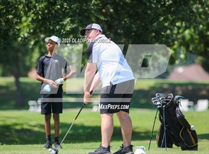 Thumbnail 3 in JV: GISD Invitational photogallery.