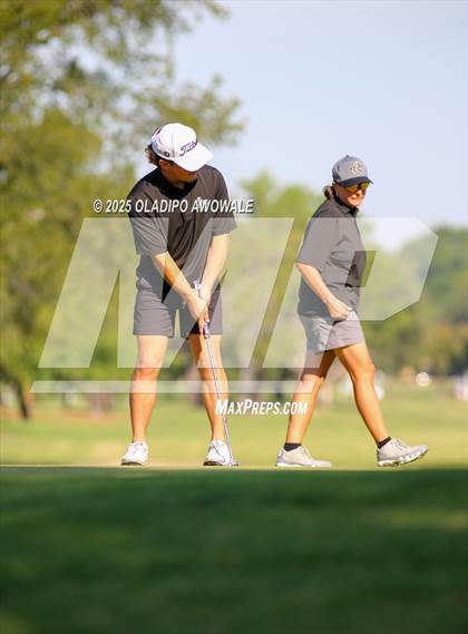 Thumbnail 2 in JV: GISD Invitational photogallery.