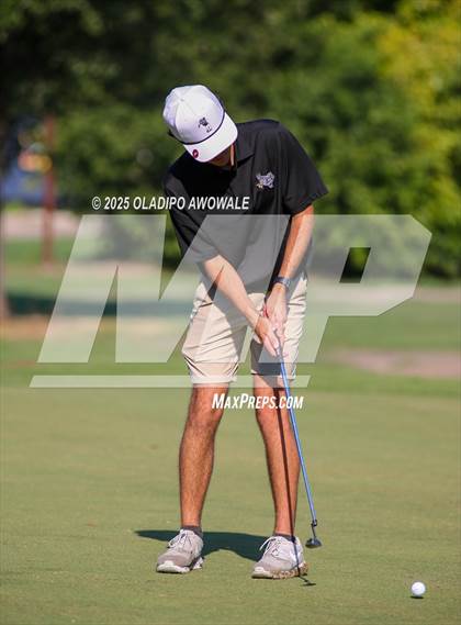 Thumbnail 2 in JV: GISD Invitational photogallery.