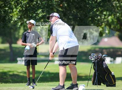 Thumbnail 1 in JV: GISD Invitational photogallery.