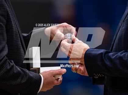 Thumbnail 3 in West Brook vs. Birdville (UIL 5A Basketball Division I Final) photogallery.