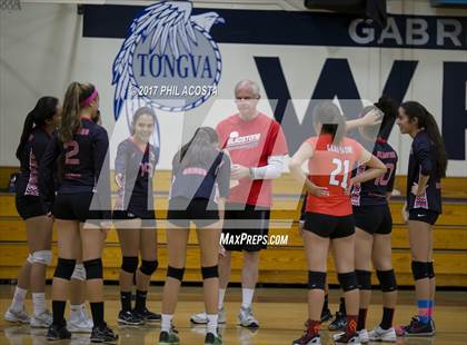 Thumbnail 3 in Gladstone vs Holy Family photogallery.