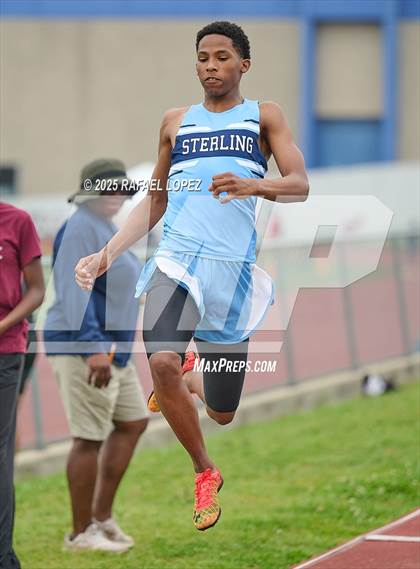 Thumbnail 2 in Dave Bethany Relays (Long Jump) photogallery.