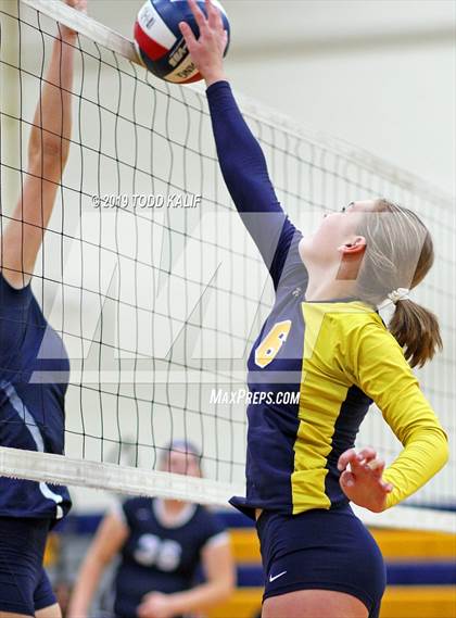 Thumbnail 3 in East Catholic @ RHAM photogallery.