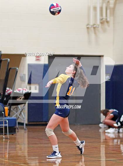 Thumbnail 3 in East Catholic @ RHAM photogallery.