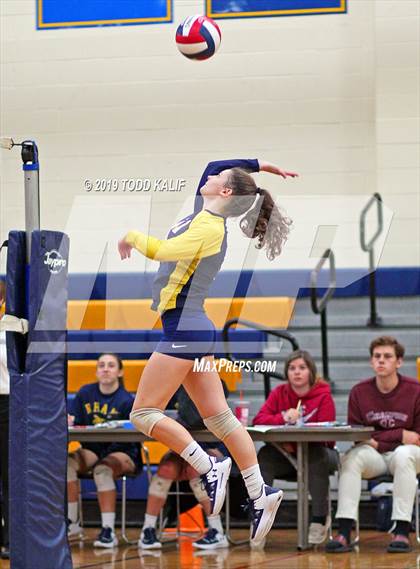 Thumbnail 3 in East Catholic @ RHAM photogallery.