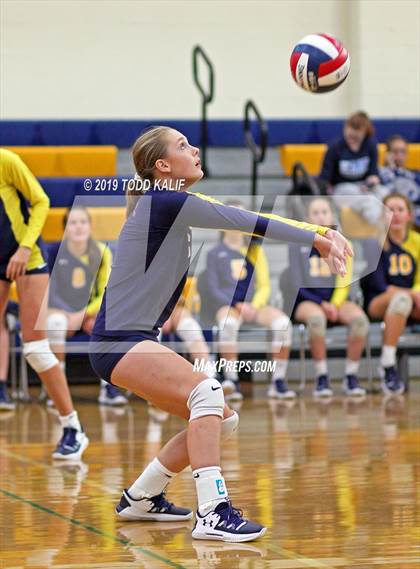 Thumbnail 3 in East Catholic @ RHAM photogallery.
