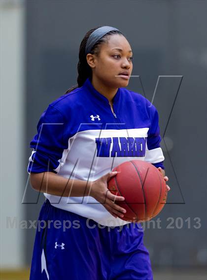 Thumbnail 2 in Warren vs. Marshall photogallery.