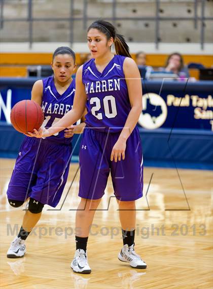 Thumbnail 1 in Warren vs. Marshall photogallery.