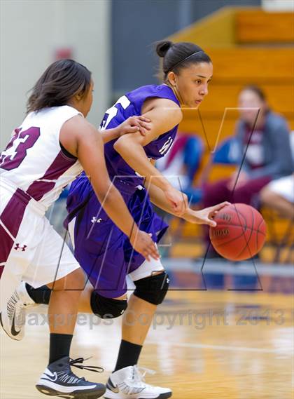Thumbnail 2 in Warren vs. Marshall photogallery.