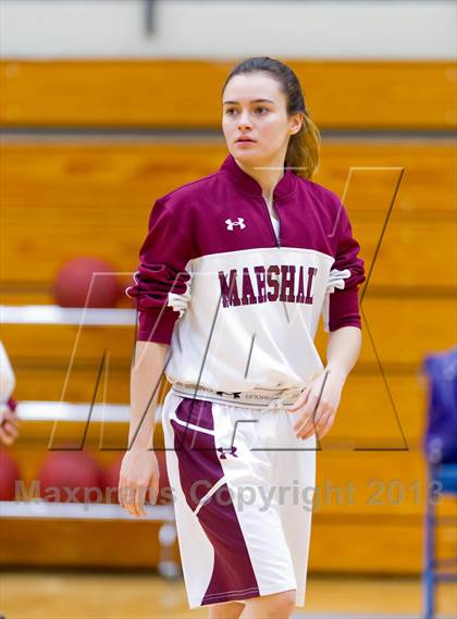 Thumbnail 1 in Warren vs. Marshall photogallery.