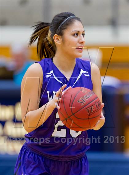 Thumbnail 1 in Warren vs. Marshall photogallery.