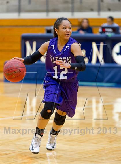Thumbnail 1 in Warren vs. Marshall photogallery.