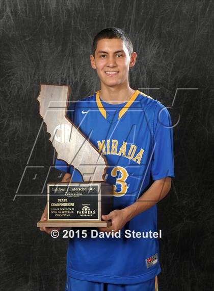 Thumbnail 1 in La Mirada (CIF State D2 Award Photos) photogallery.