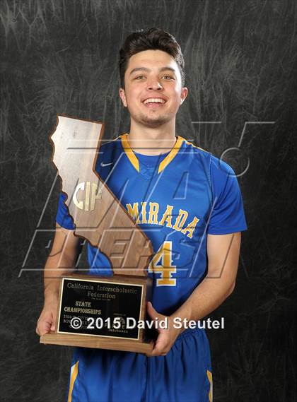 Thumbnail 1 in La Mirada (CIF State D2 Award Photos) photogallery.