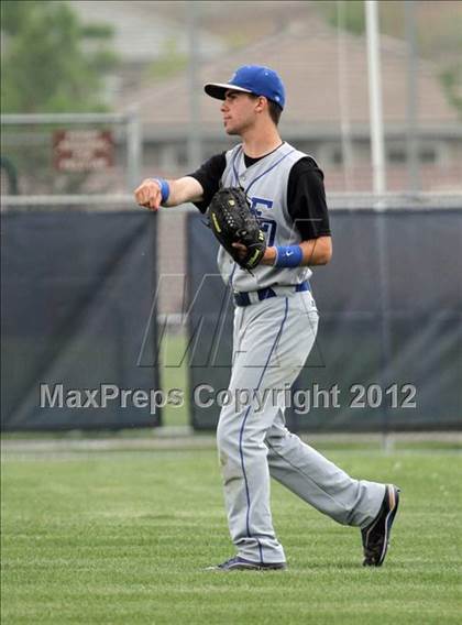 Thumbnail 3 in El Dorado @ Vista del Lago photogallery.
