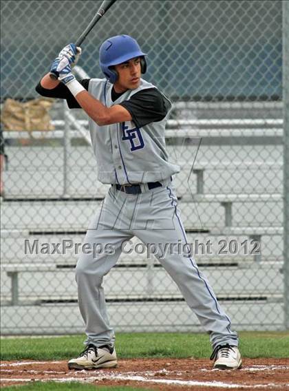 Thumbnail 1 in El Dorado @ Vista del Lago photogallery.