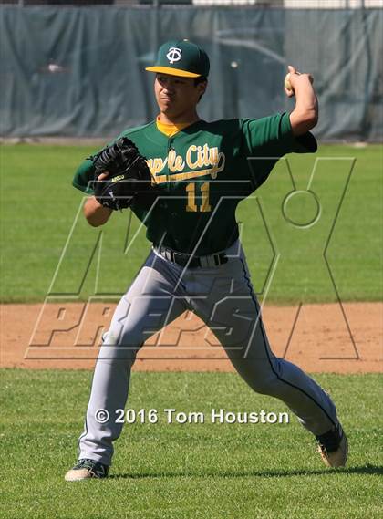 Thumbnail 3 in Monrovia vs Temple City photogallery.