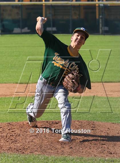 Thumbnail 1 in Monrovia vs Temple City photogallery.