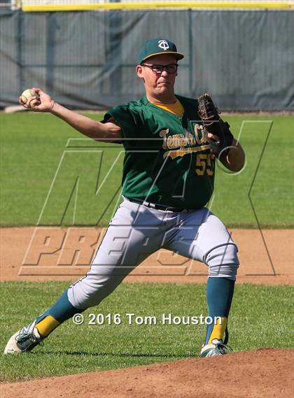 Thumbnail 1 in Monrovia vs Temple City photogallery.