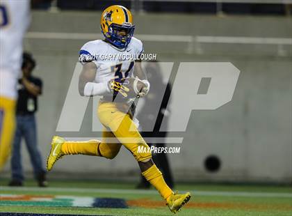 Thumbnail 3 in Armwood vs. Northwestern (FHSAA 6A Final)  photogallery.