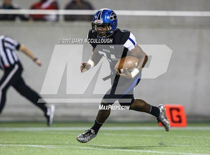 Thumbnail 3 in Armwood vs. Northwestern (FHSAA 6A Final)  photogallery.