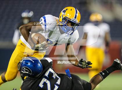 Thumbnail 3 in Armwood vs. Northwestern (FHSAA 6A Final)  photogallery.