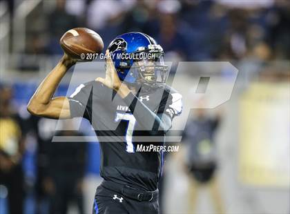 Thumbnail 3 in Armwood vs. Northwestern (FHSAA 6A Final)  photogallery.