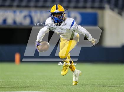 Thumbnail 3 in Armwood vs. Northwestern (FHSAA 6A Final)  photogallery.