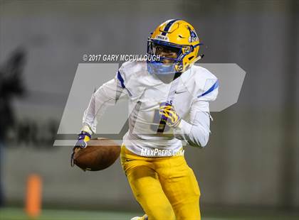 Thumbnail 3 in Armwood vs. Northwestern (FHSAA 6A Final)  photogallery.