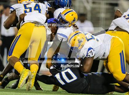 Thumbnail 2 in Armwood vs. Northwestern (FHSAA 6A Final)  photogallery.
