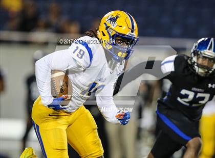 Thumbnail 3 in Armwood vs. Northwestern (FHSAA 6A Final)  photogallery.